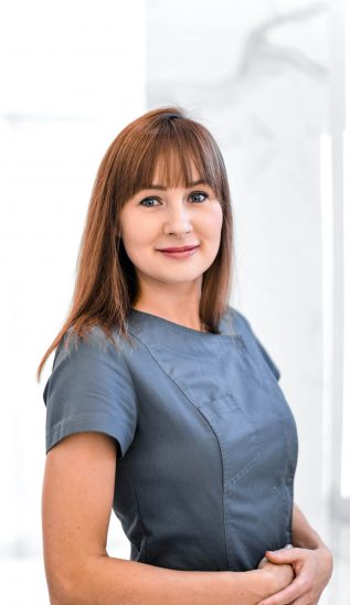 Magdalena Zawirska - specjalista protetyki stomatologicznej