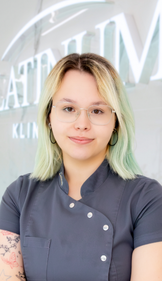 Anna Komissarowa - asystentka stomatologiczna