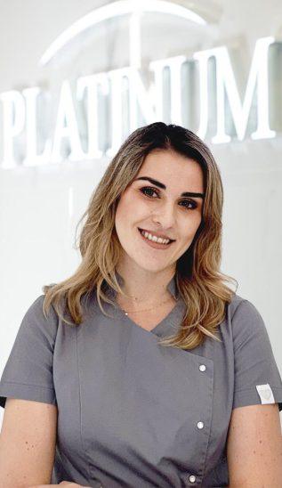 Katarzyna Beuch - lek. dent. specjalista periodontolog