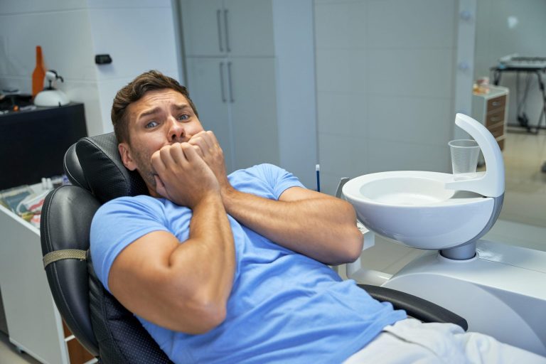 Strach przed dentystą? Działające sposoby na lęk