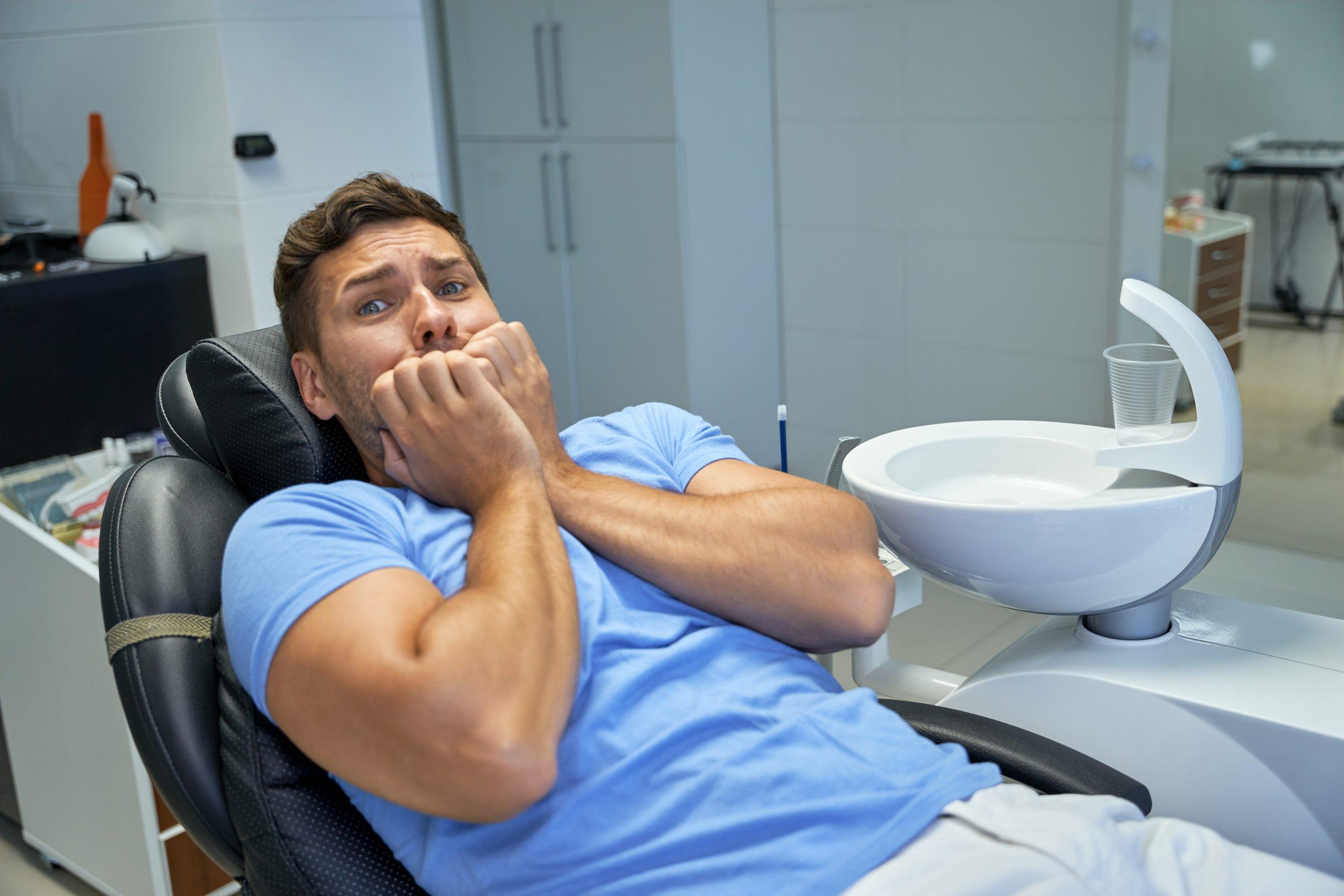 Strach przed dentystą? Działające sposoby na lęk